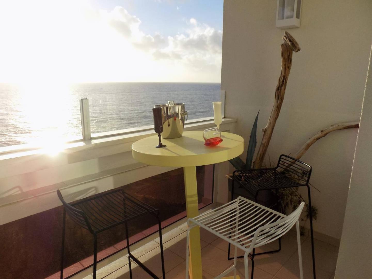 Royan - Pleine Vue Mer Pour Cet Appartement Classe 2 Etoiles - Les Tamaris Exterior photo