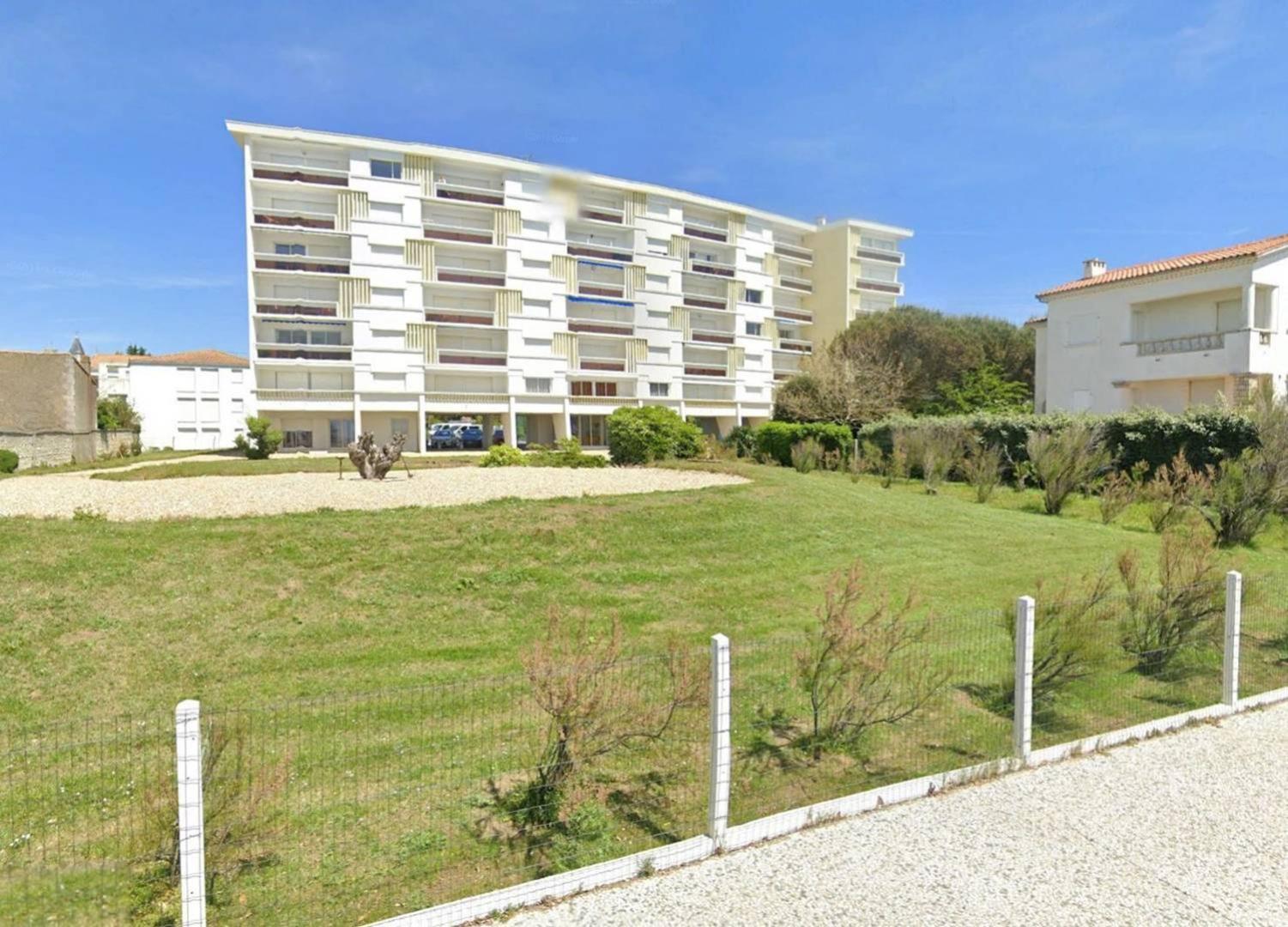 Royan - Pleine Vue Mer Pour Cet Appartement Classe 2 Etoiles - Les Tamaris Exterior photo